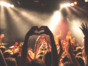 Read more about the article How to Turn Your Favorite Live Music into Lasting Memories